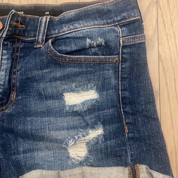 Wore Once, Women’s Jean Shorts - Harper, Size 28 - Picture 5 of 5